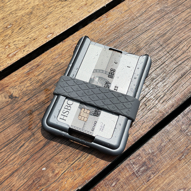 V02 – Aluminum Badge ID Card Holder Wallet